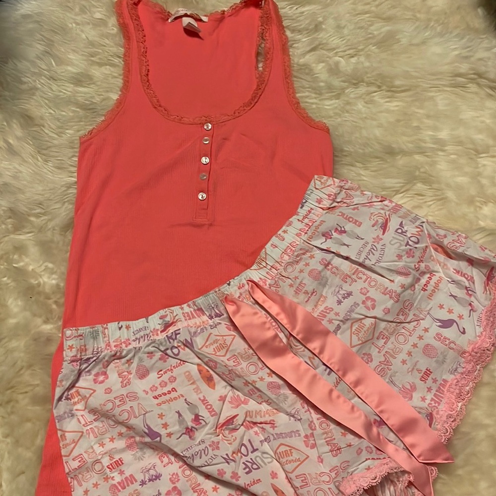 Victoria secret short pjs set